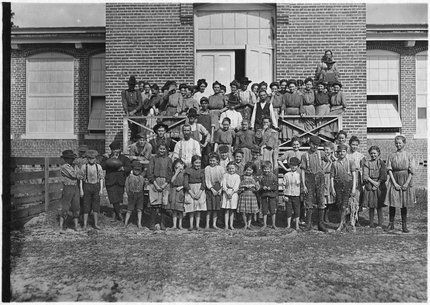 Workers in the Tifton Cotton Mills. All these children were working or helping. 125 workers in all. Some of the... - NARA - 523146