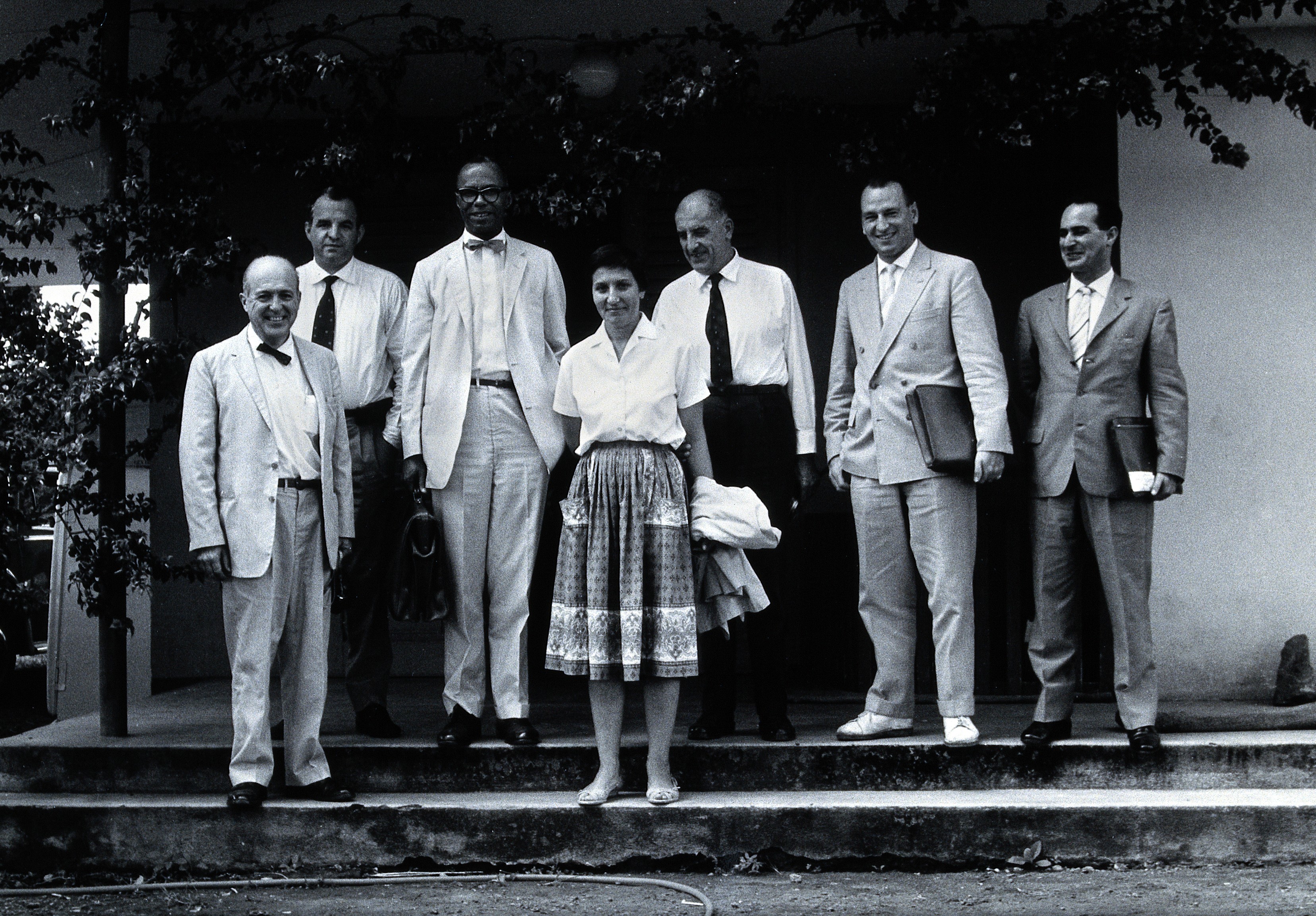 Seven tropical disease scientists. Photograph. Wellcome V0028063