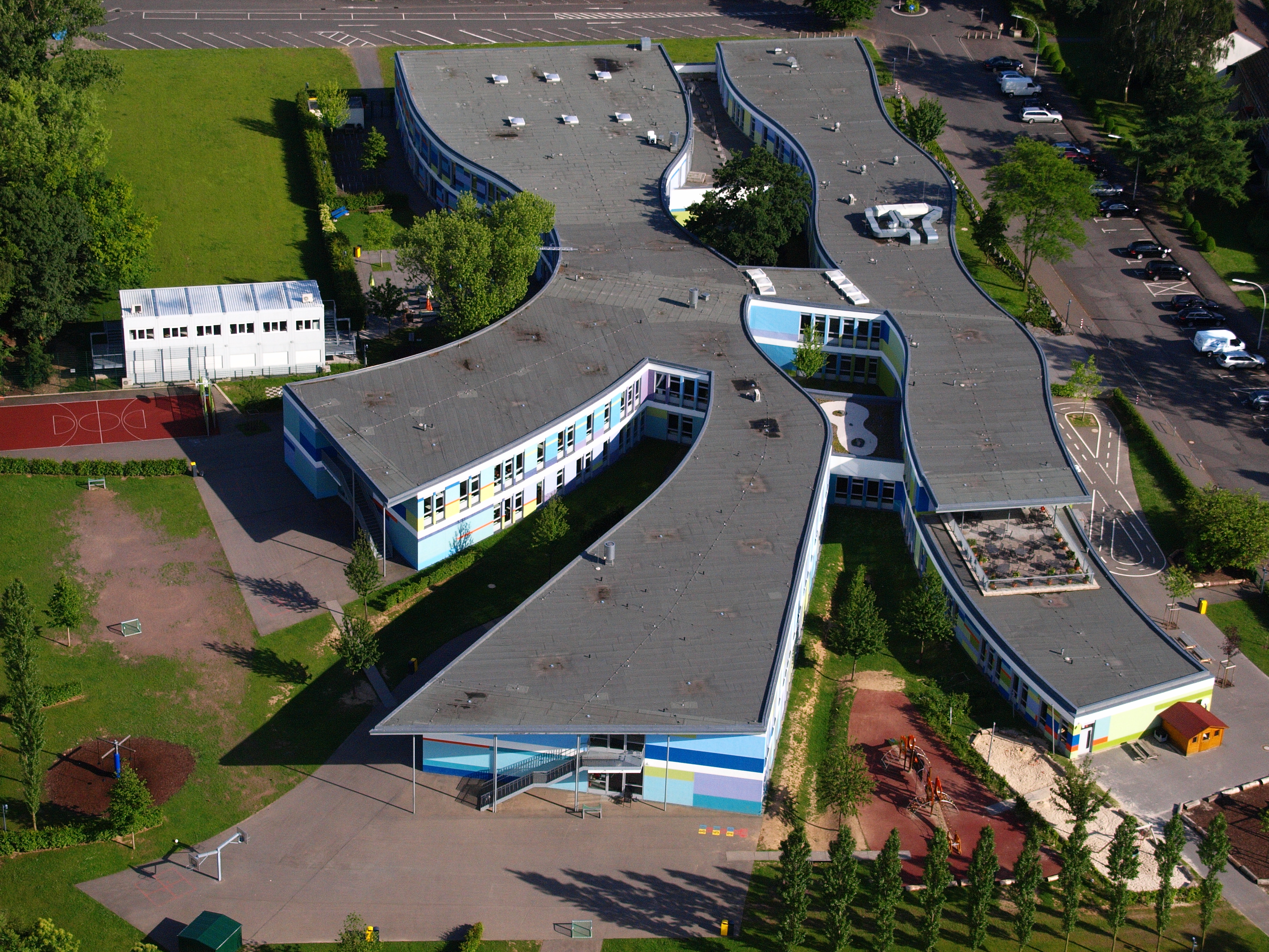 Bonn-Plittersdorf - Bonn International School
