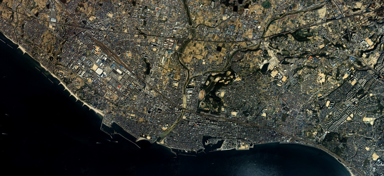 Akashi city center area Aerial photograph.1985