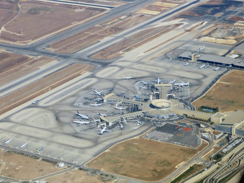 Ben-gurion-airport-terminal--september-2012