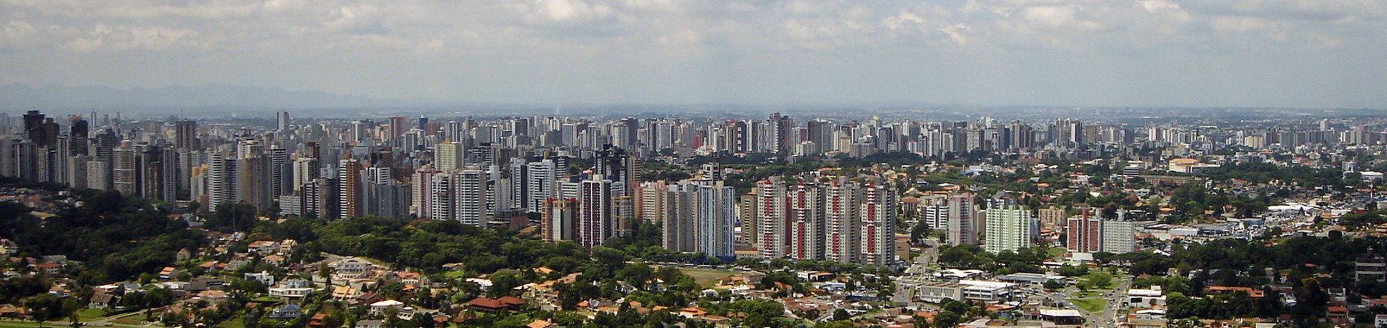 Curitiba Panorama Eixos 45 02 2006