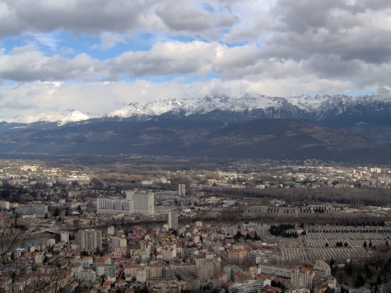 Grenoble est depuis la Bastille
