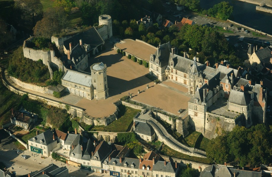 Saint-Aignan castle, aerial view