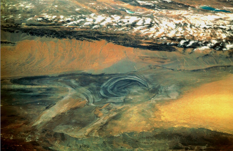 Basin of Lop Nur 90.25E, 40.10N, Desert of Lop, Kum Tagh and Astin Tagh
