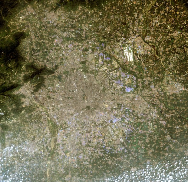 Beijing satellite image, LandSat-5, 2010-08-08