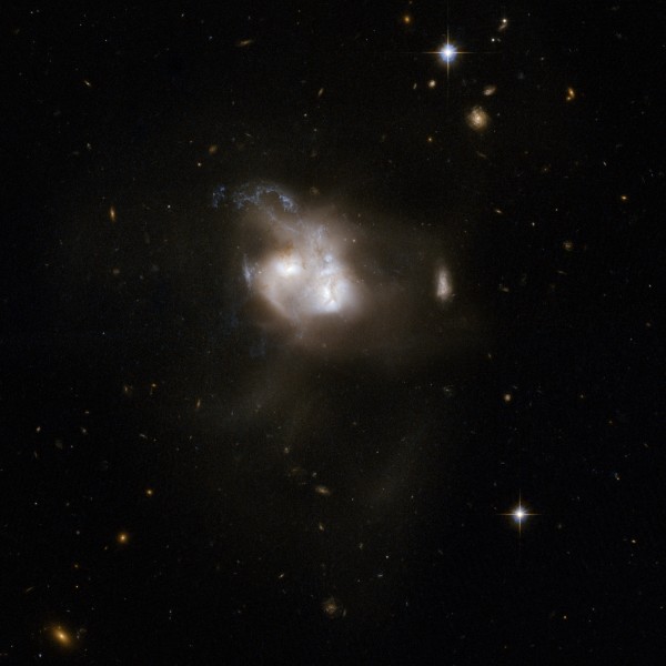 Hubble Interacting Galaxy NGC 5256 (2008-04-24)