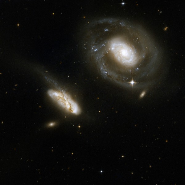 Hubble Interacting Galaxy NGC 7469 (2008-04-24)