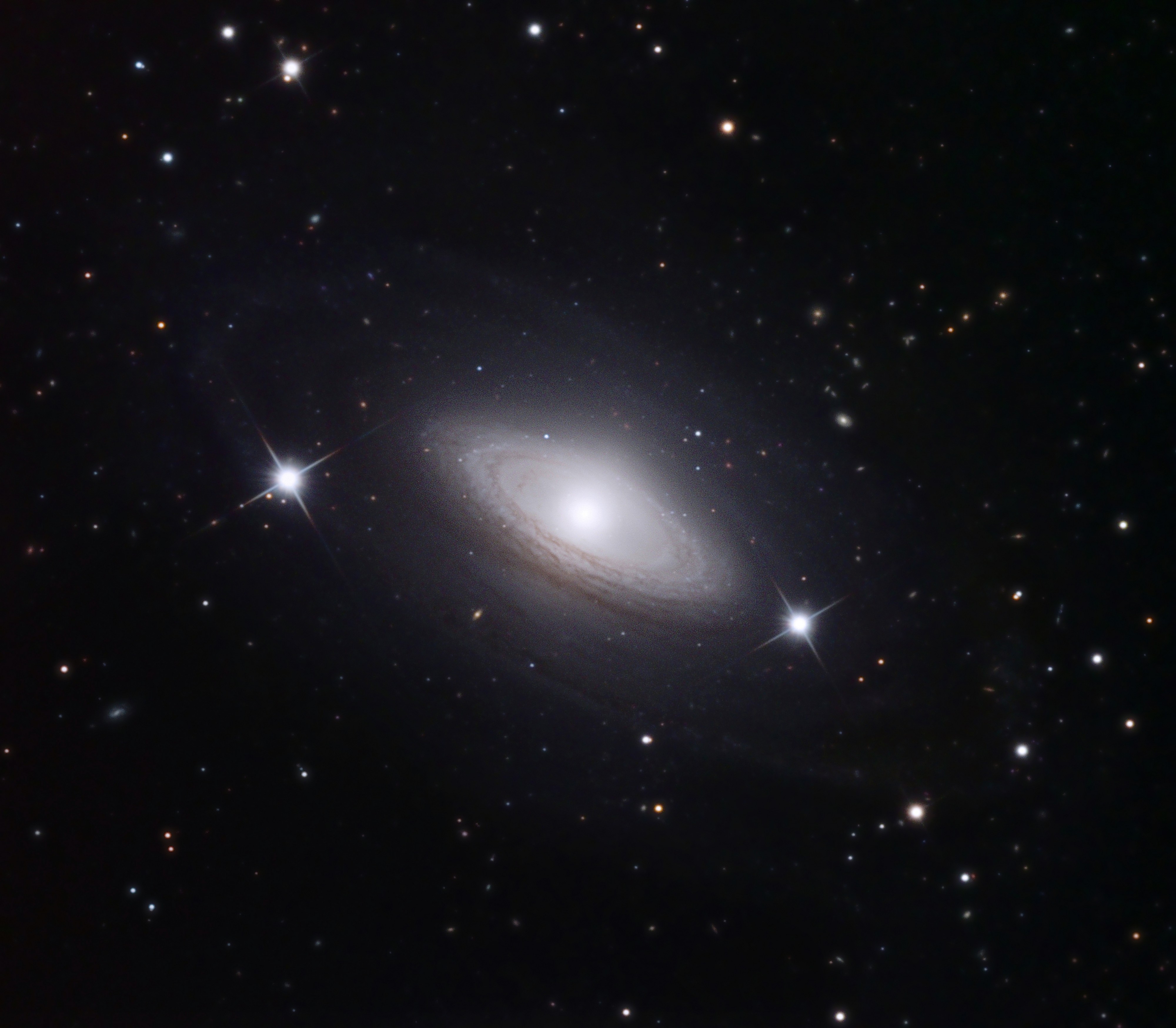 NGC 4698