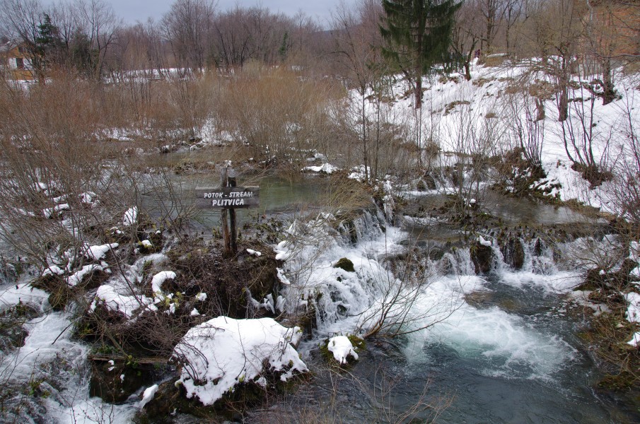Plitvica stream in late March