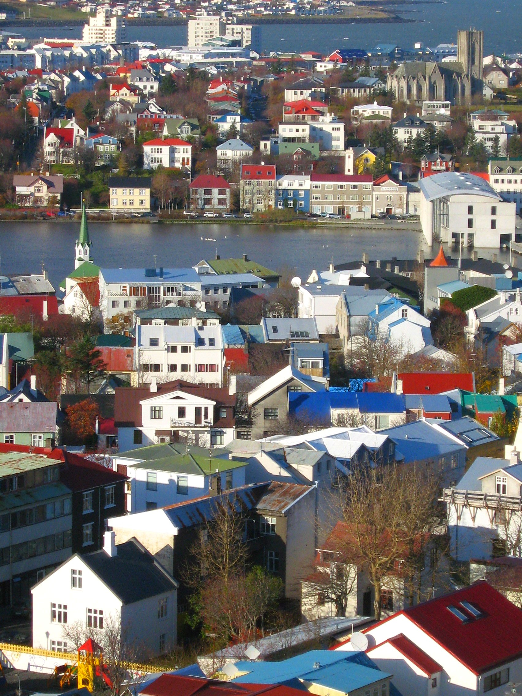 Reykjavik - old town and Tjornin