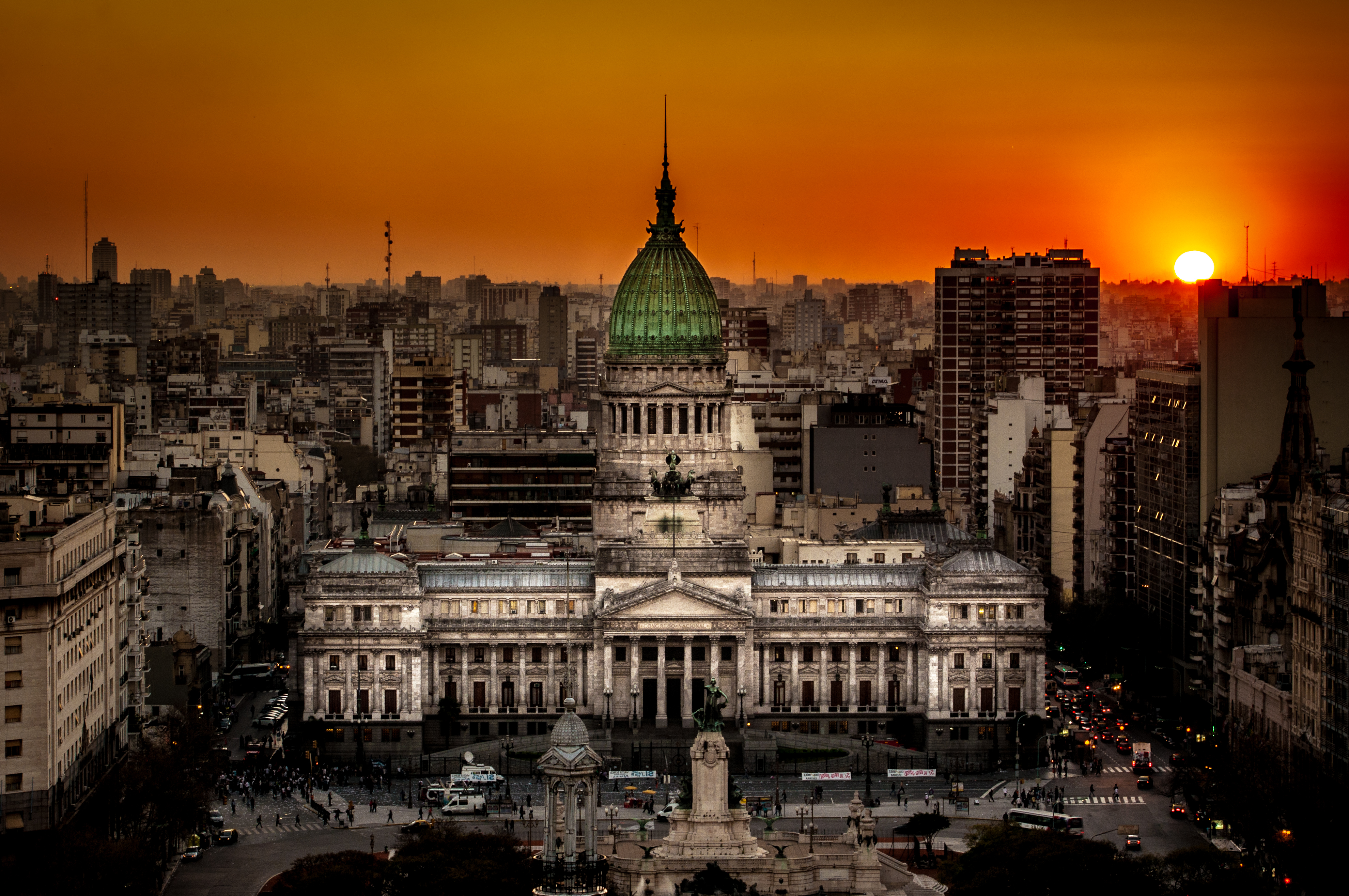Atardecer en el Congreso de la Nación Argentina