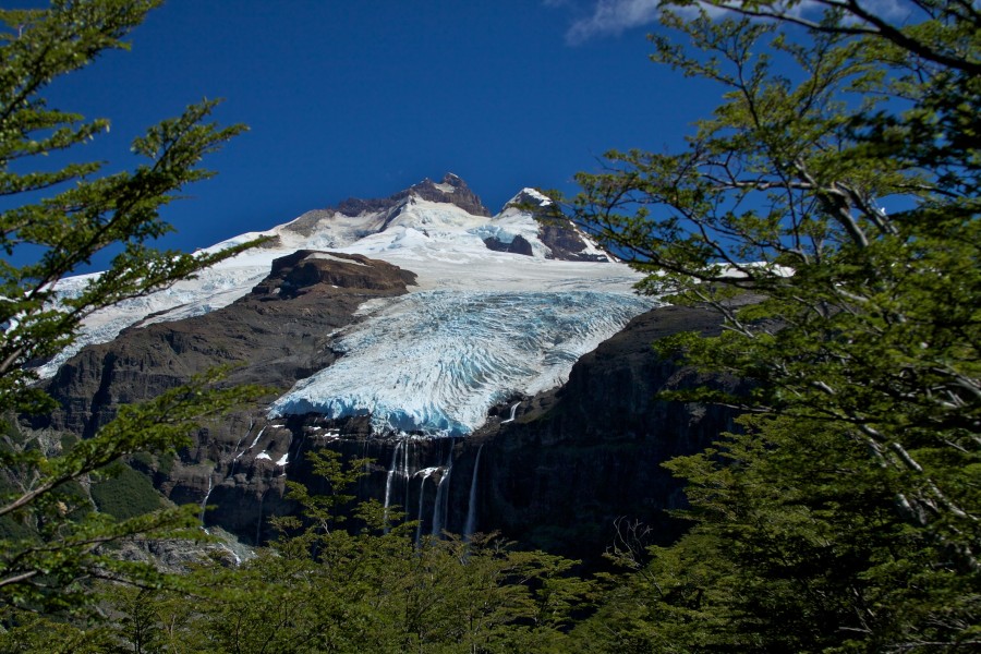 Argentina - Mt Tronador Ascent - 66 - Casaño Overa glacier (6980539121)