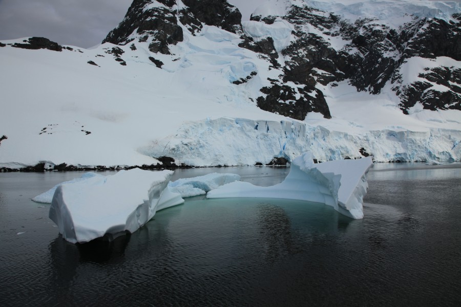 Lemaire Channel, Antarctica (6054244959)