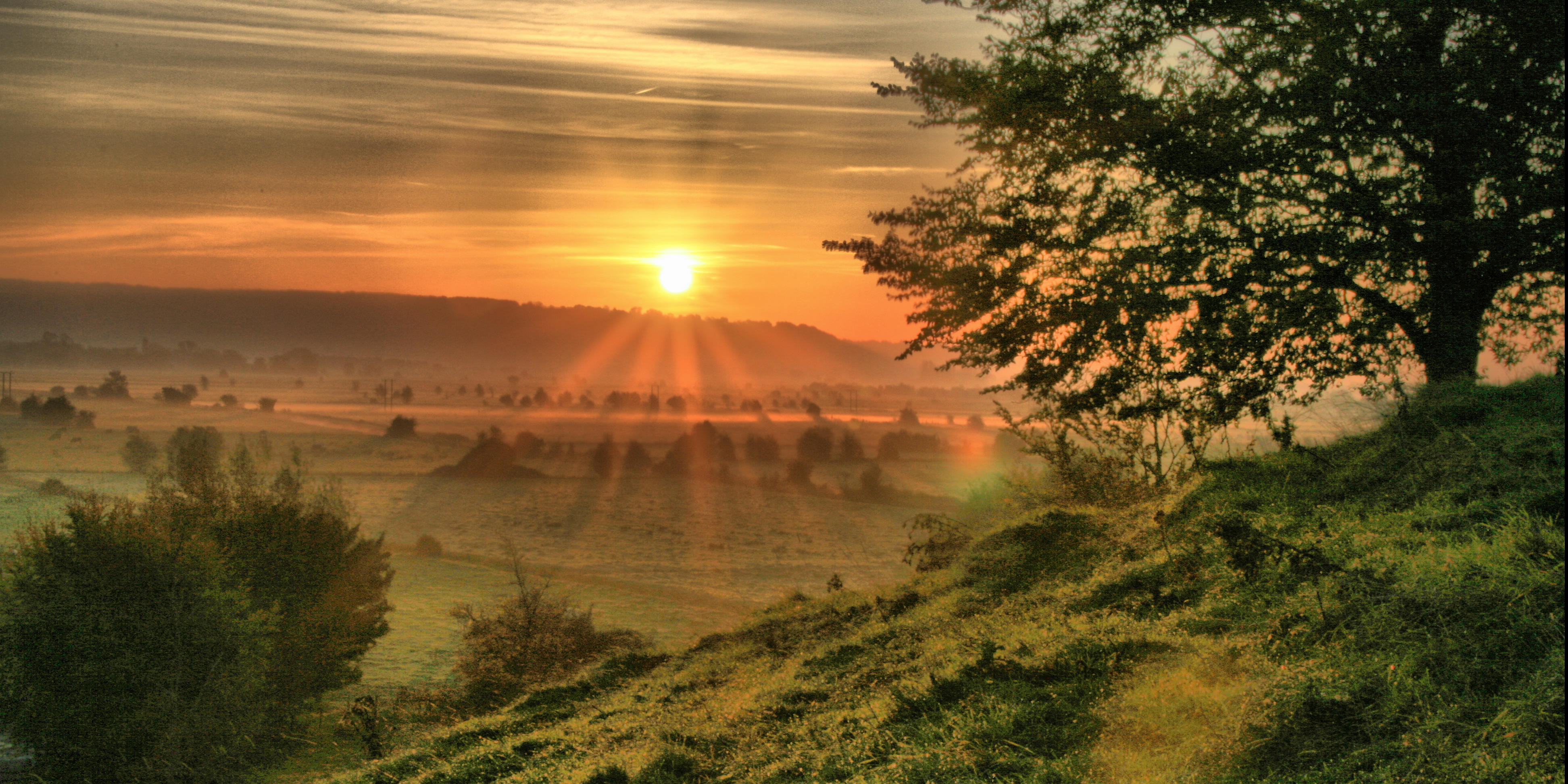 Sunrise from Burrow Mump, Burrowbridge, Somerset (2931443808)
