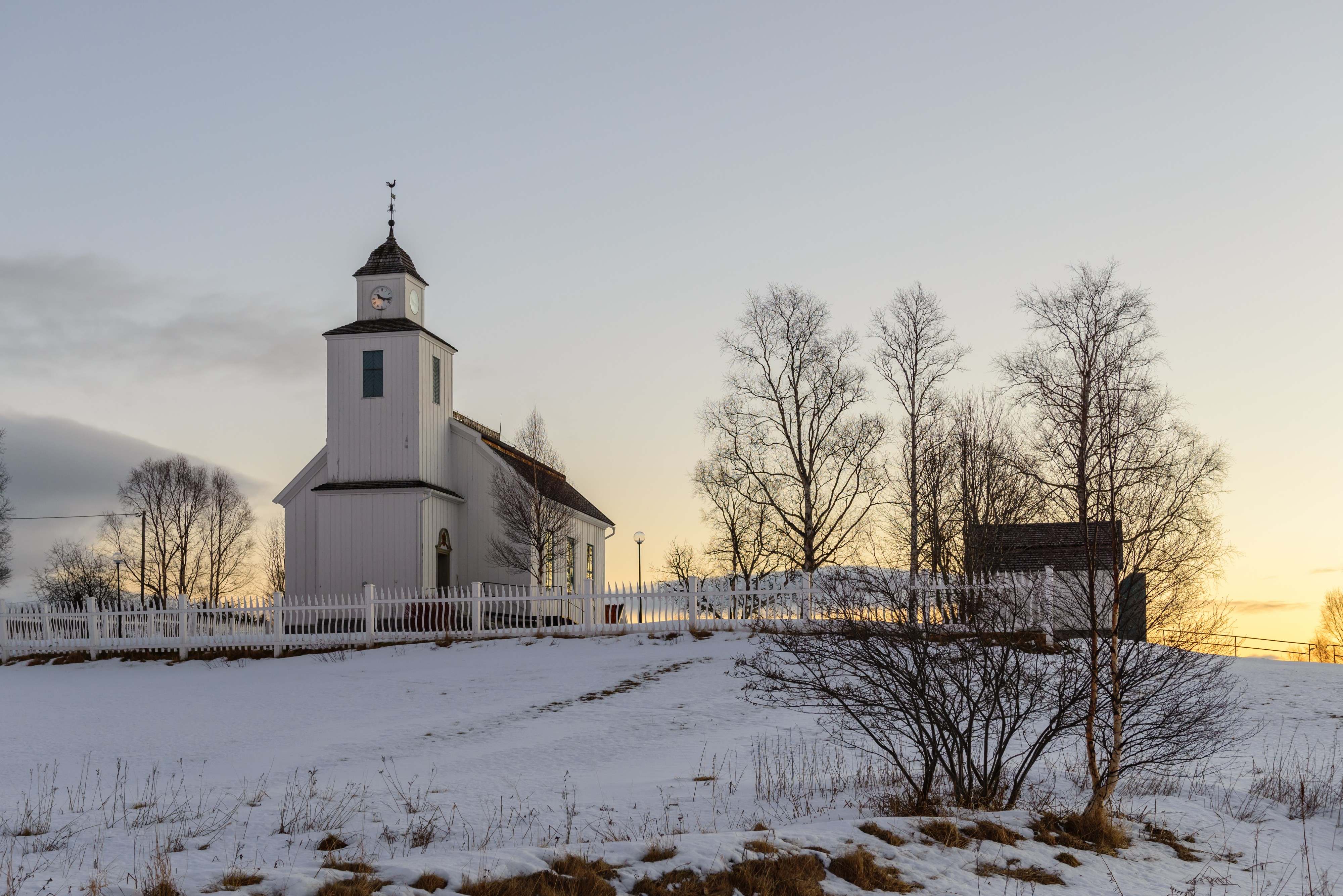 Storsjö kyrka December 2013 01