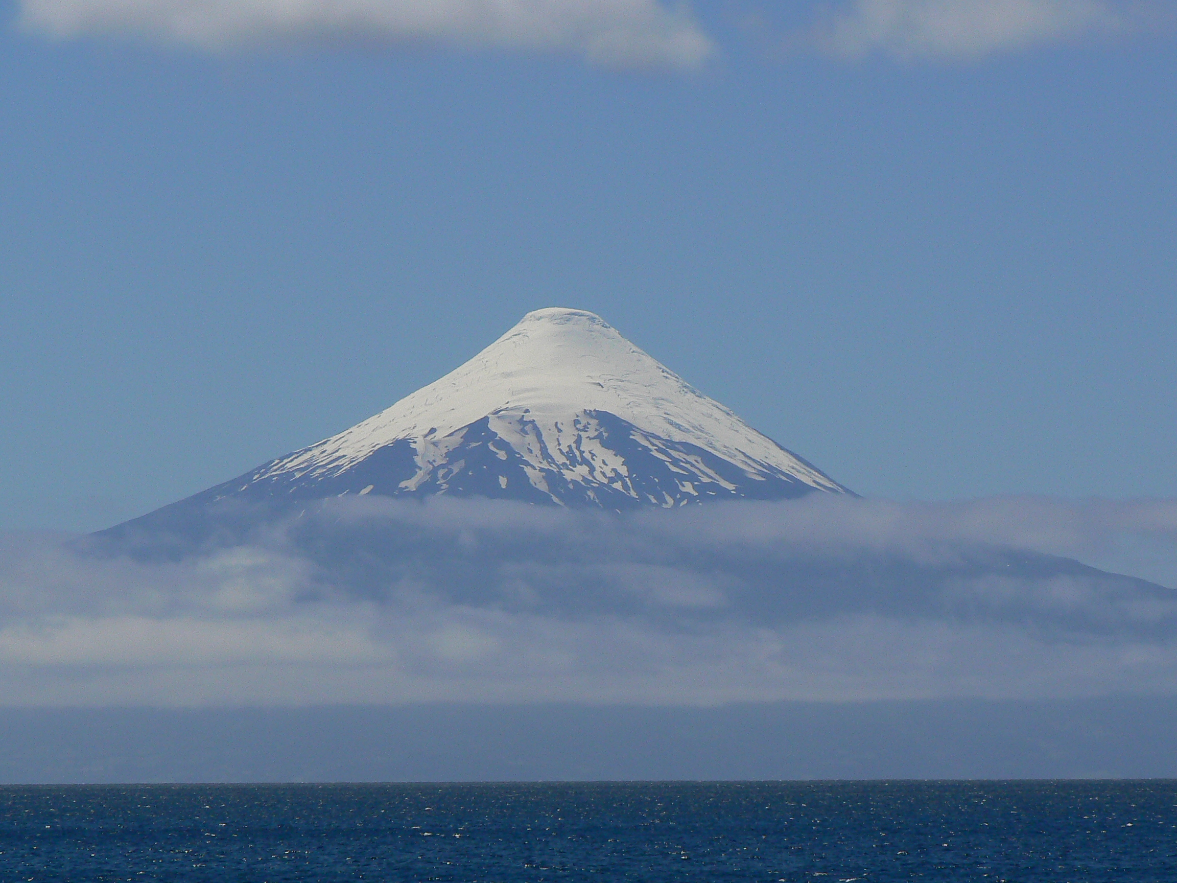 Volcan Osorno from Llanquihue (2007)