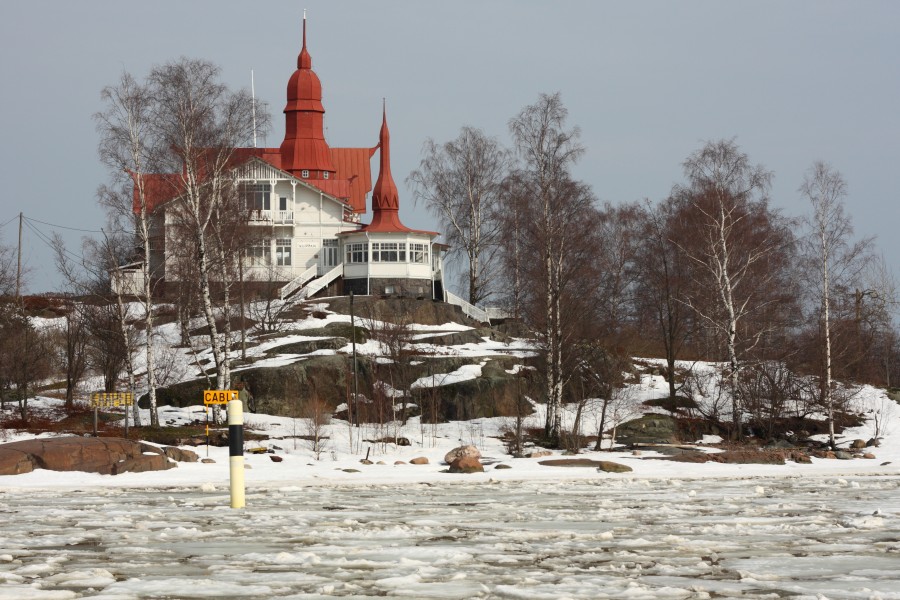 Icy sea by Klippan Helsinki
