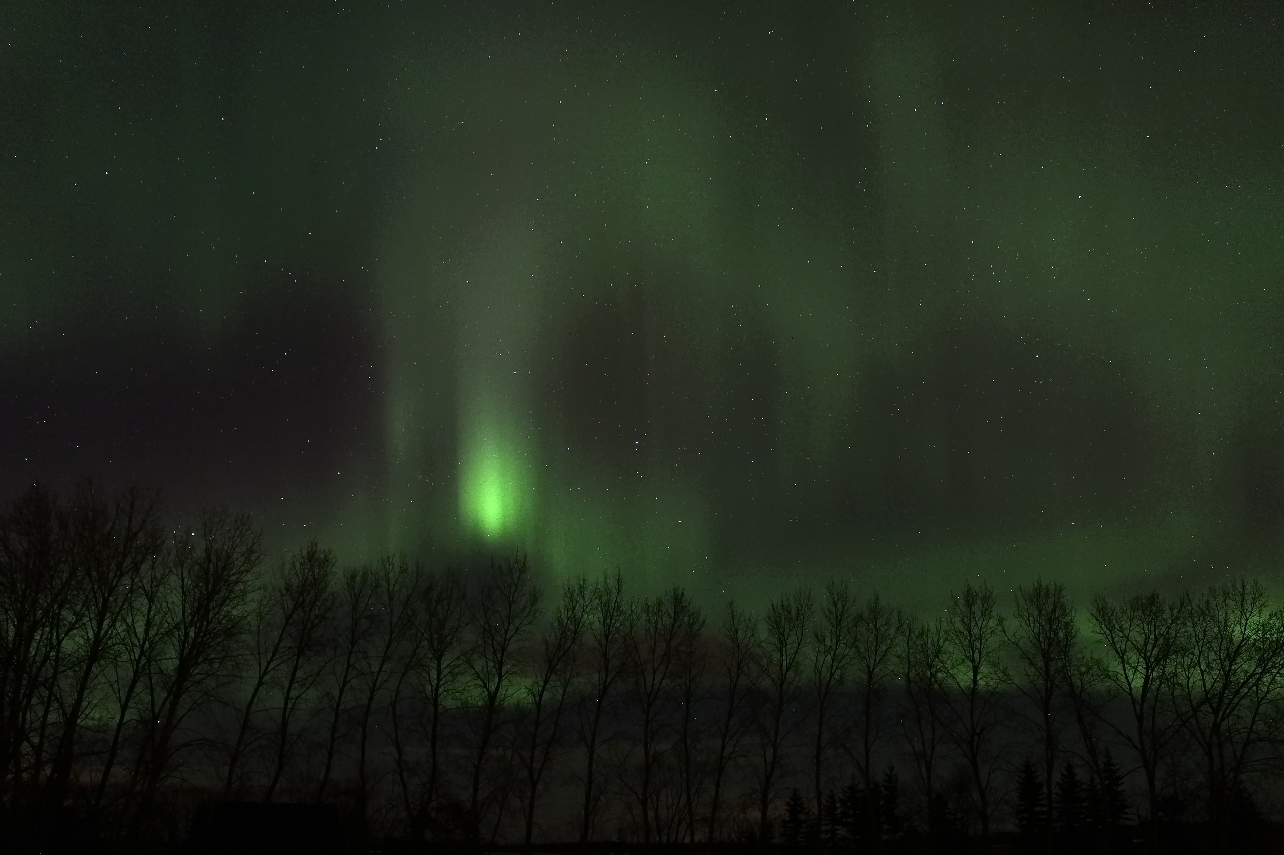 Northern Lights. Taken in St. Andrews, Manitoba (500513) (13962403440)