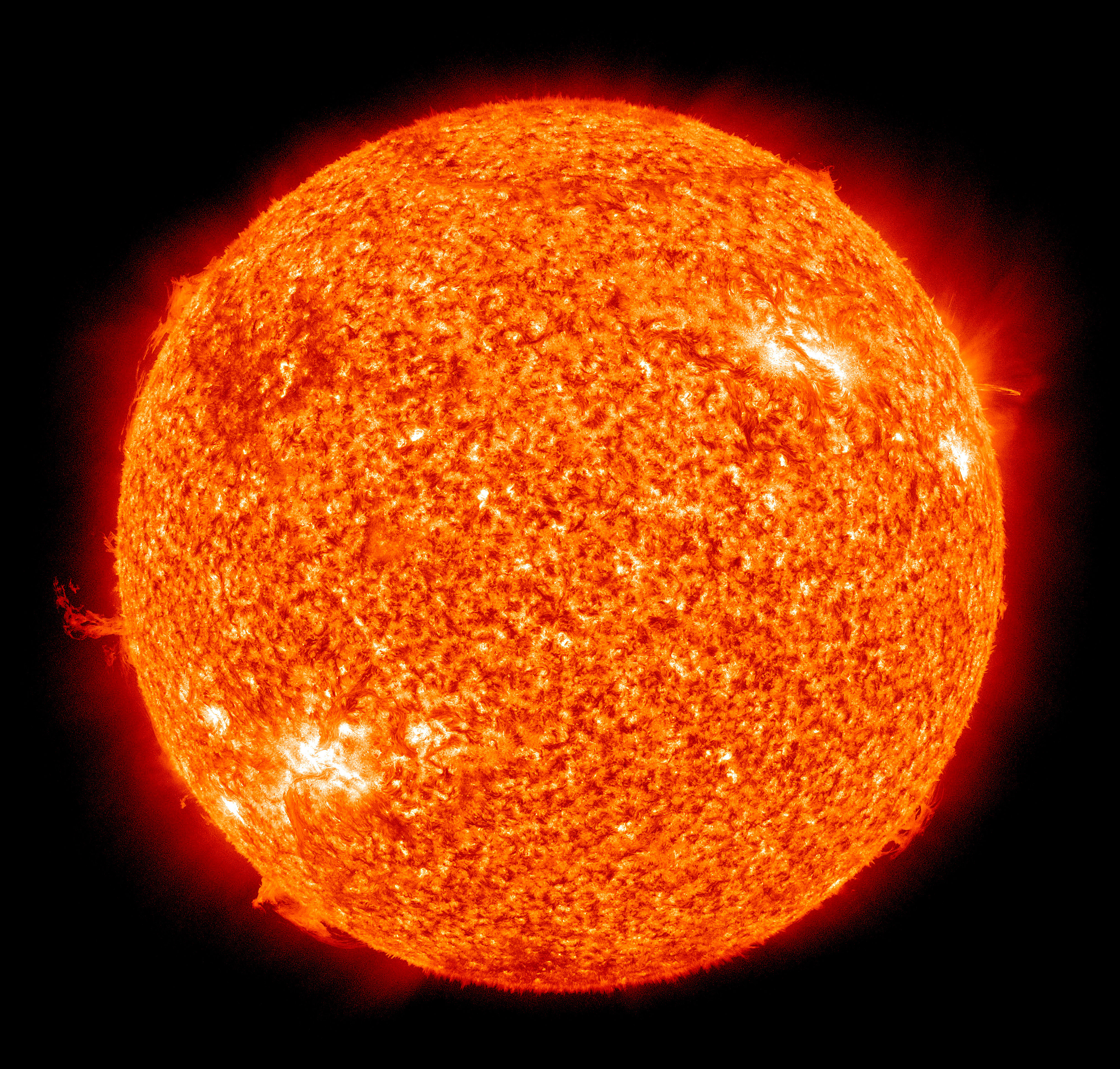The Sun by the Atmospheric Imaging Assembly of NASA's Solar Dynamics Observatory - 20100819-02
