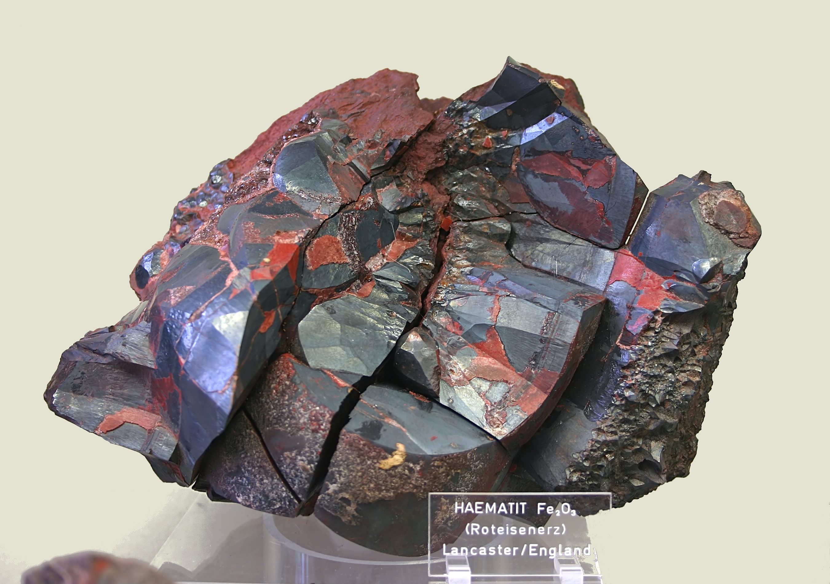 Haematit - Mineralogisches Museum Bonn (7269)