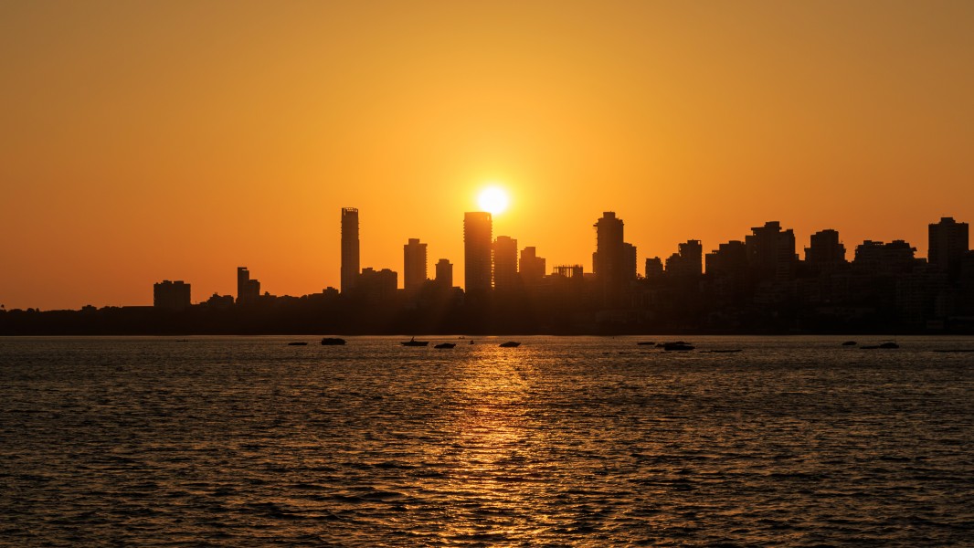 Mumbai 03-2016 77 sunset at Marine Drive