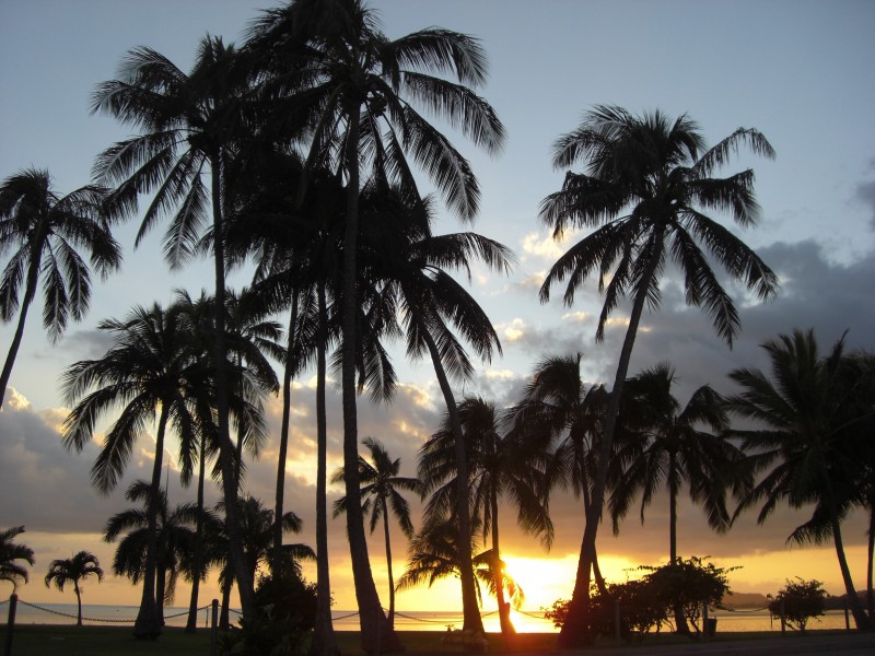 Sunset next to Waikiki Beach, Oahu, Hawai, USA1