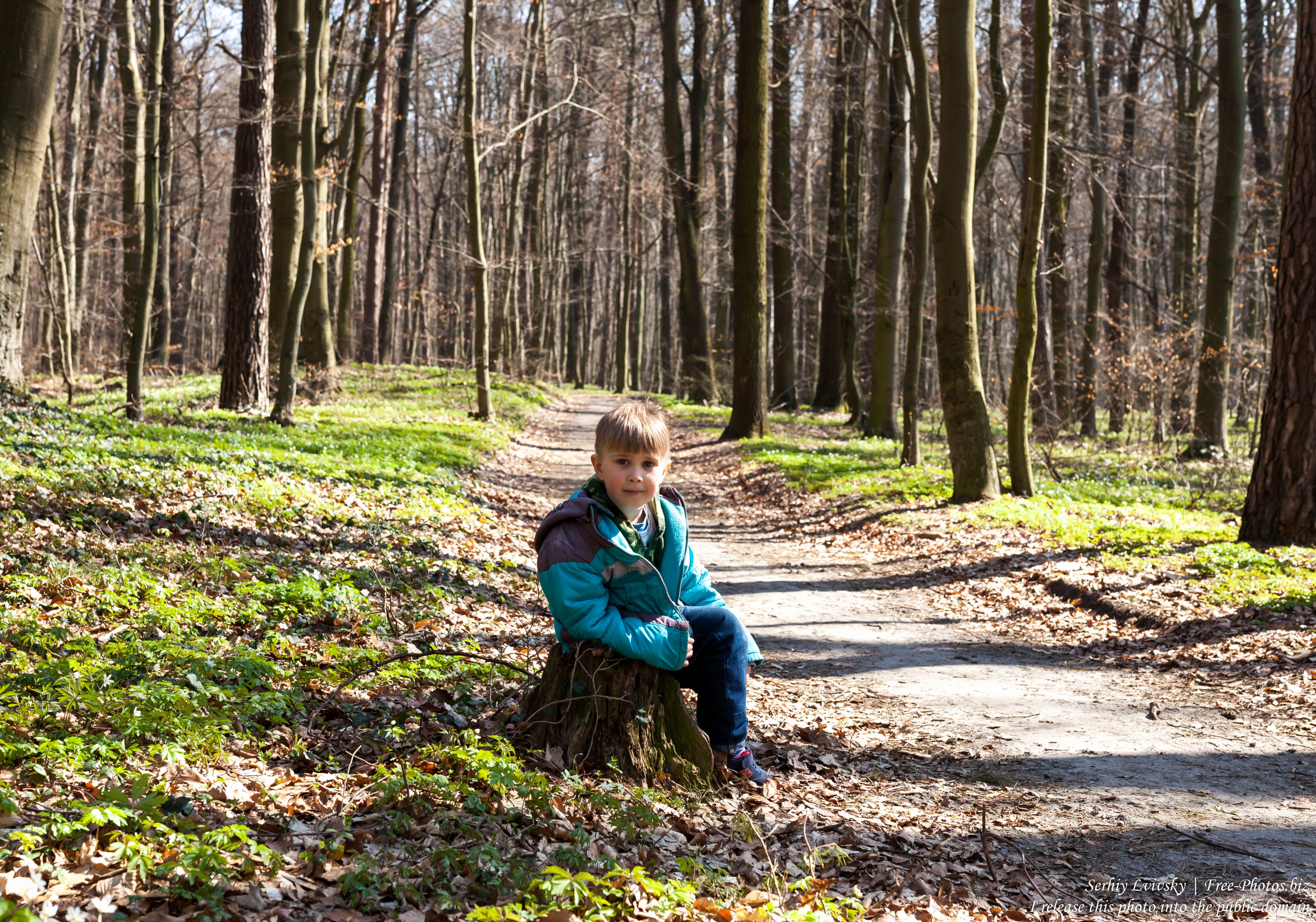 a 6-year-old Catholic boy photographed in March 2019 by Serhiy Lvivsky, picture 2