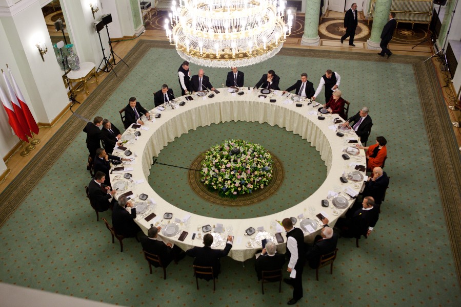 President Barack Obama has dinner with Polish President Bronislaw Komorowski and central and eastern European leaders at the Presidential Palace in Warsaw, Poland
