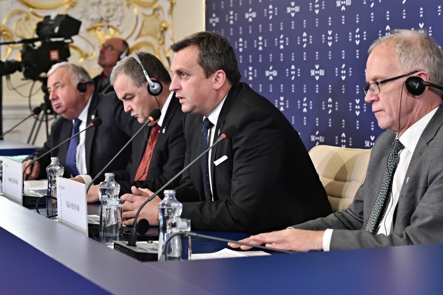 Press Conference - Bratislava Informal Parliamentary Summit 2016-10-07 (30171991945)