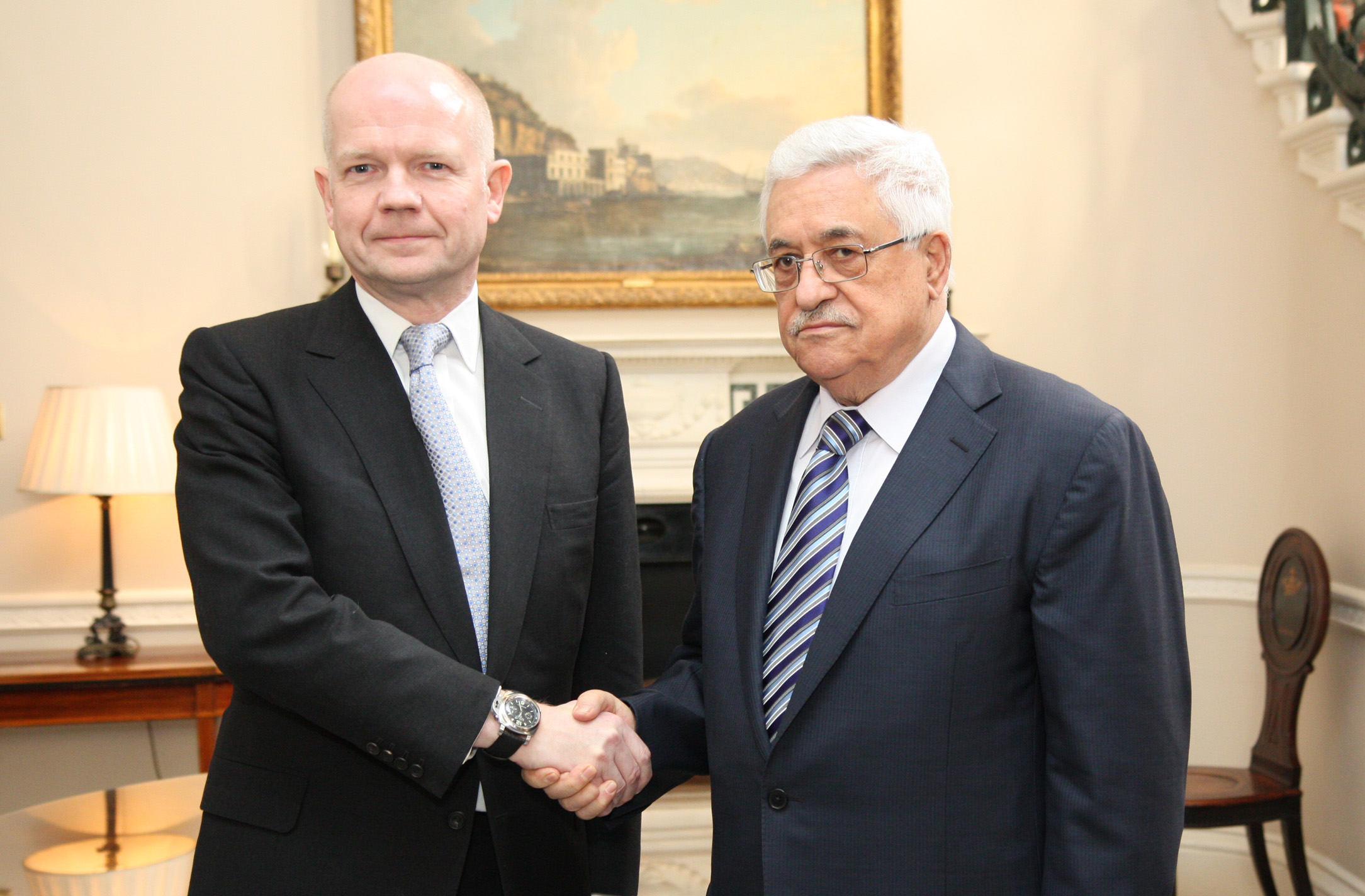 UK Foreign Secretary William Hague meeting Palestinian President Mahmoud Abbas in London, 16 January 2012. (6707700269)
