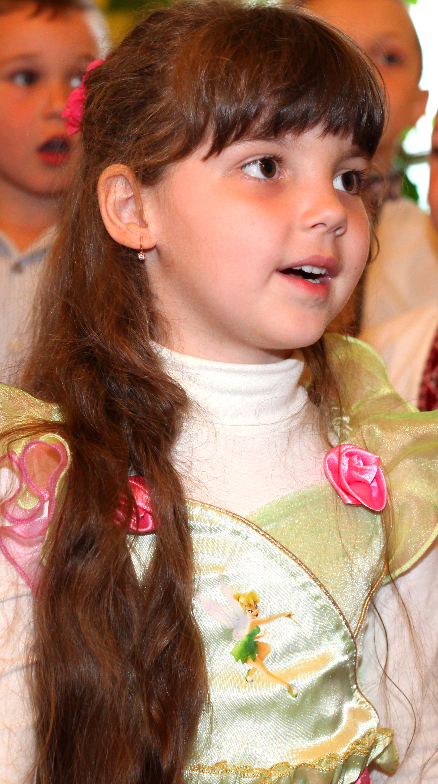 a cutie in a Catholic kindergarten in May 2013, picture 7