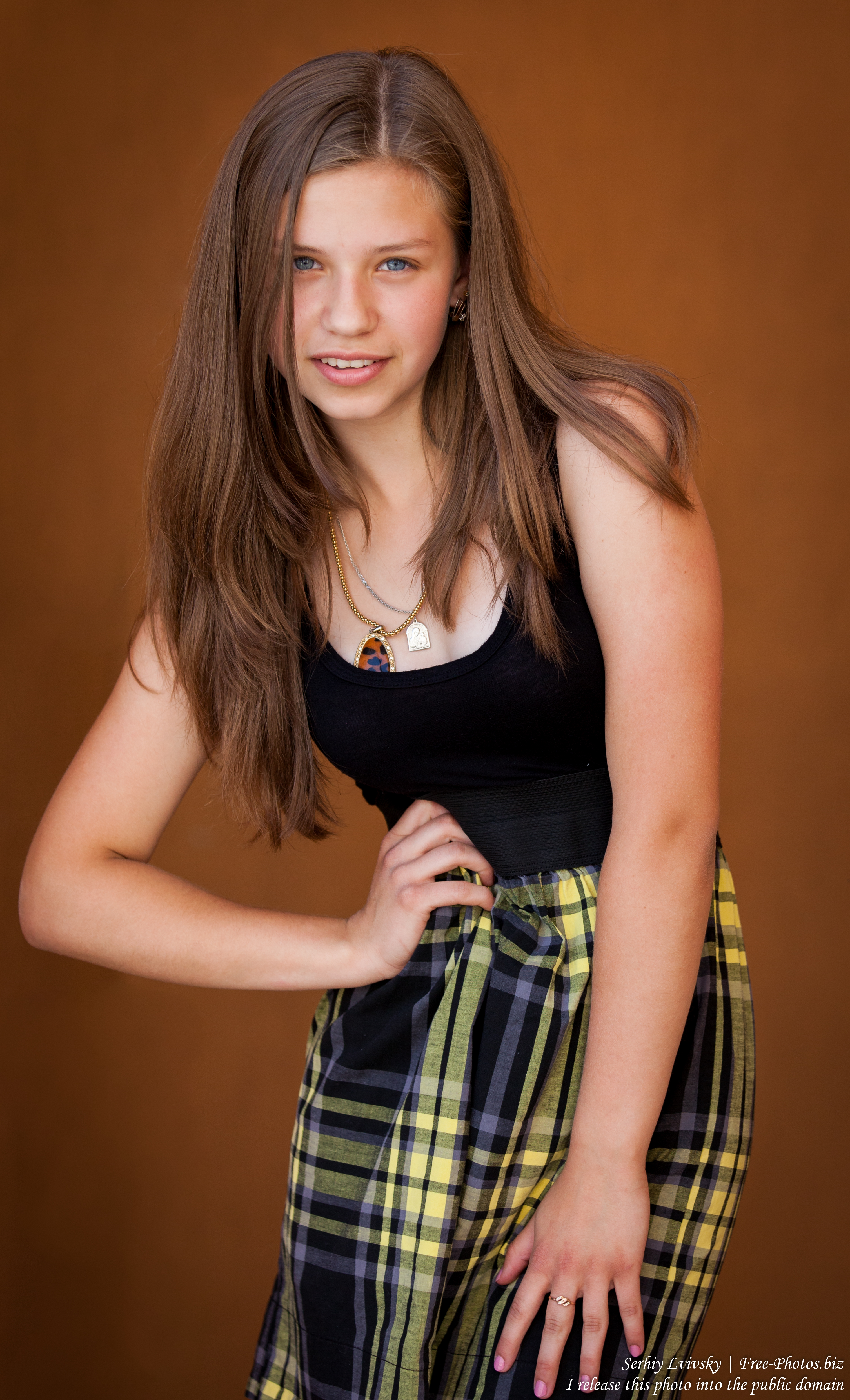 a pretty 13-year-old Catholic girl photographed in July 2015, picture 1