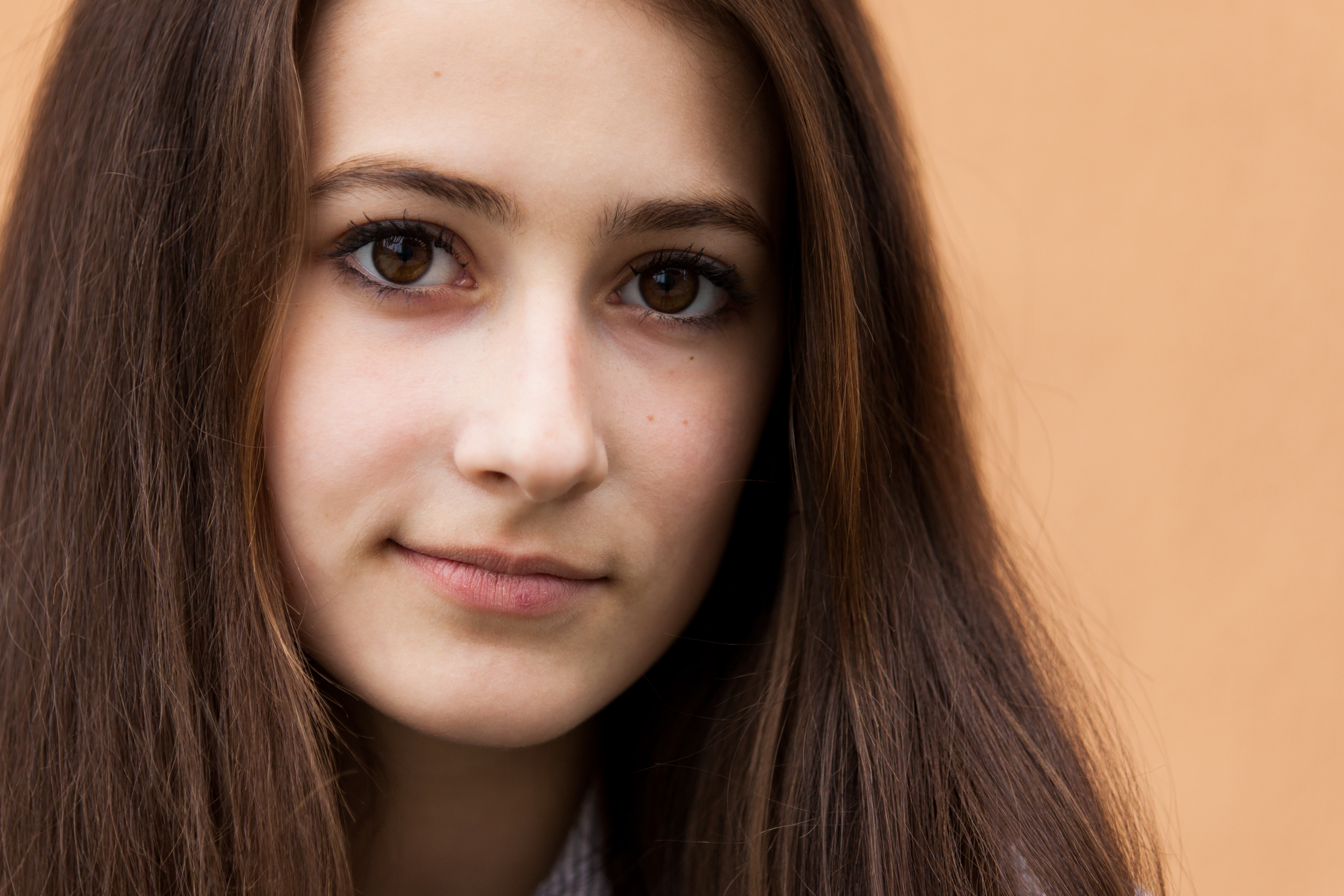 a 13-year-old brunette girl photographed in May 2015, picture 3