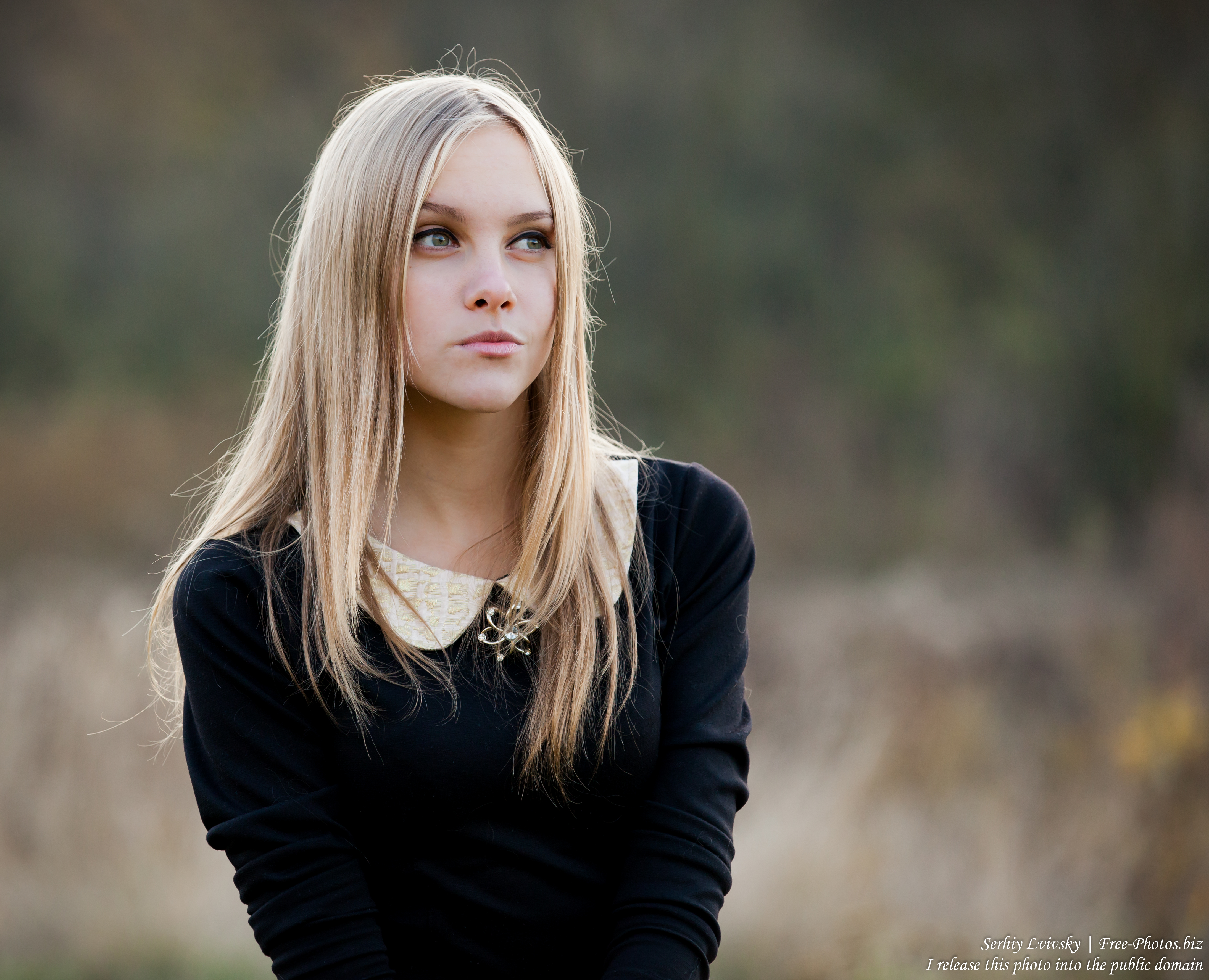 a 15-year-old blond girl photographed in October 2015 by Serhiy Lvivsky, picture 9