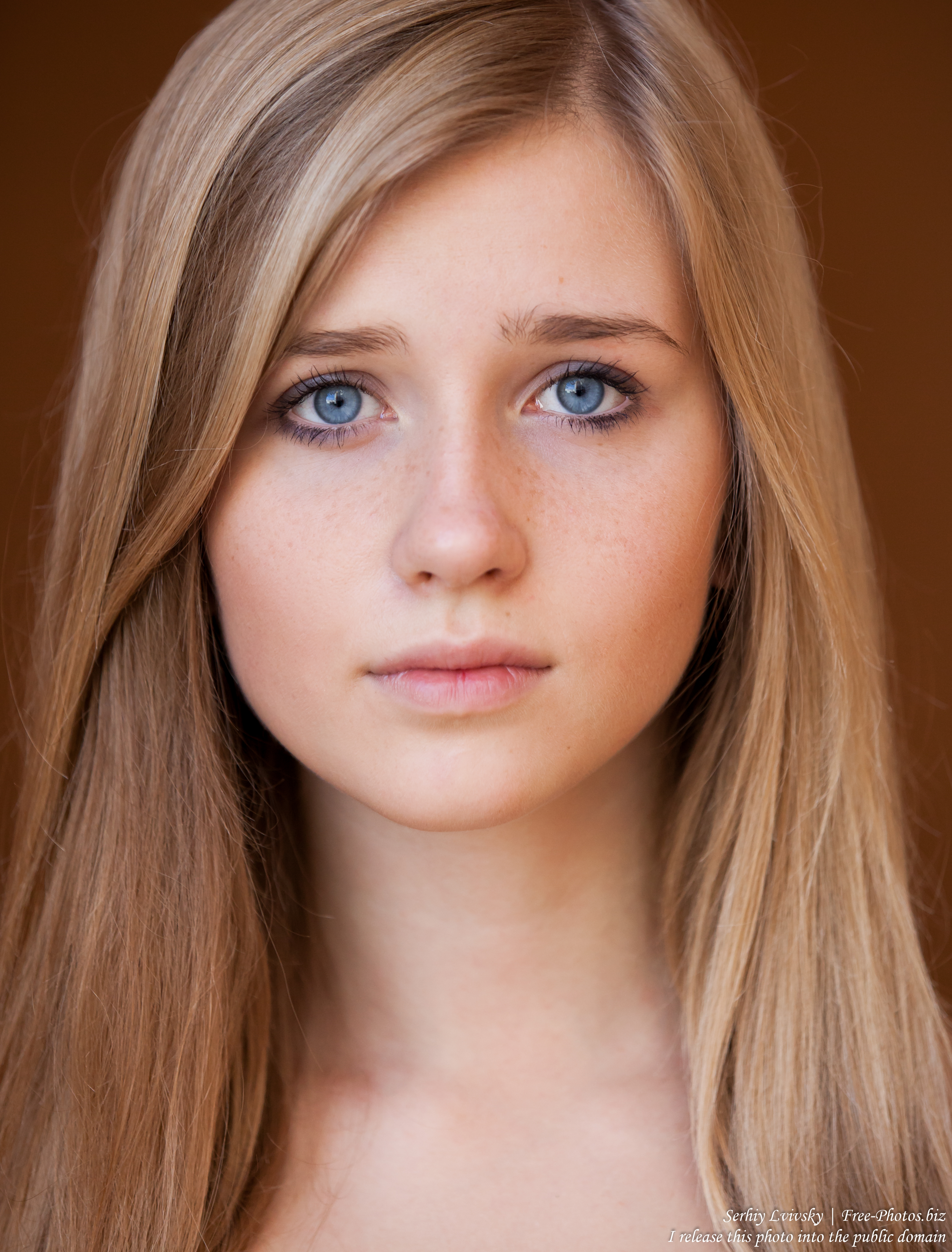 a 17-year-old natural blond girl with blue eyes photographed in October 2015 by Serhiy Lvivsky, picture 4