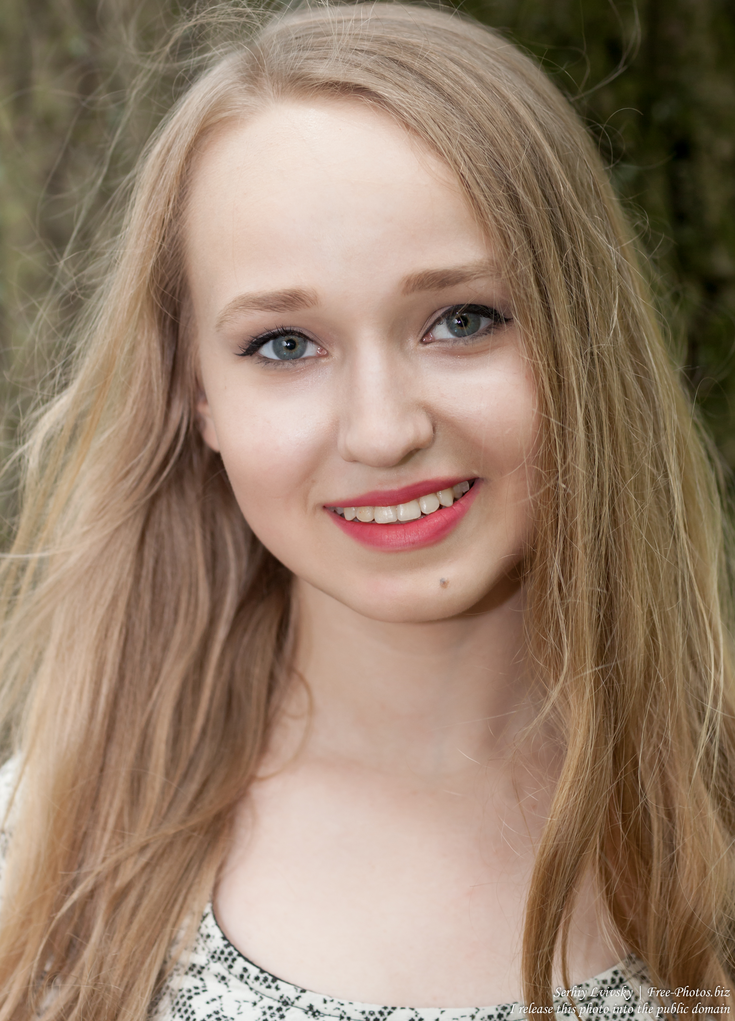 another natural blonde 16-year-old girl photographed by Serhiy Lvivsky in July 2016, picture 4