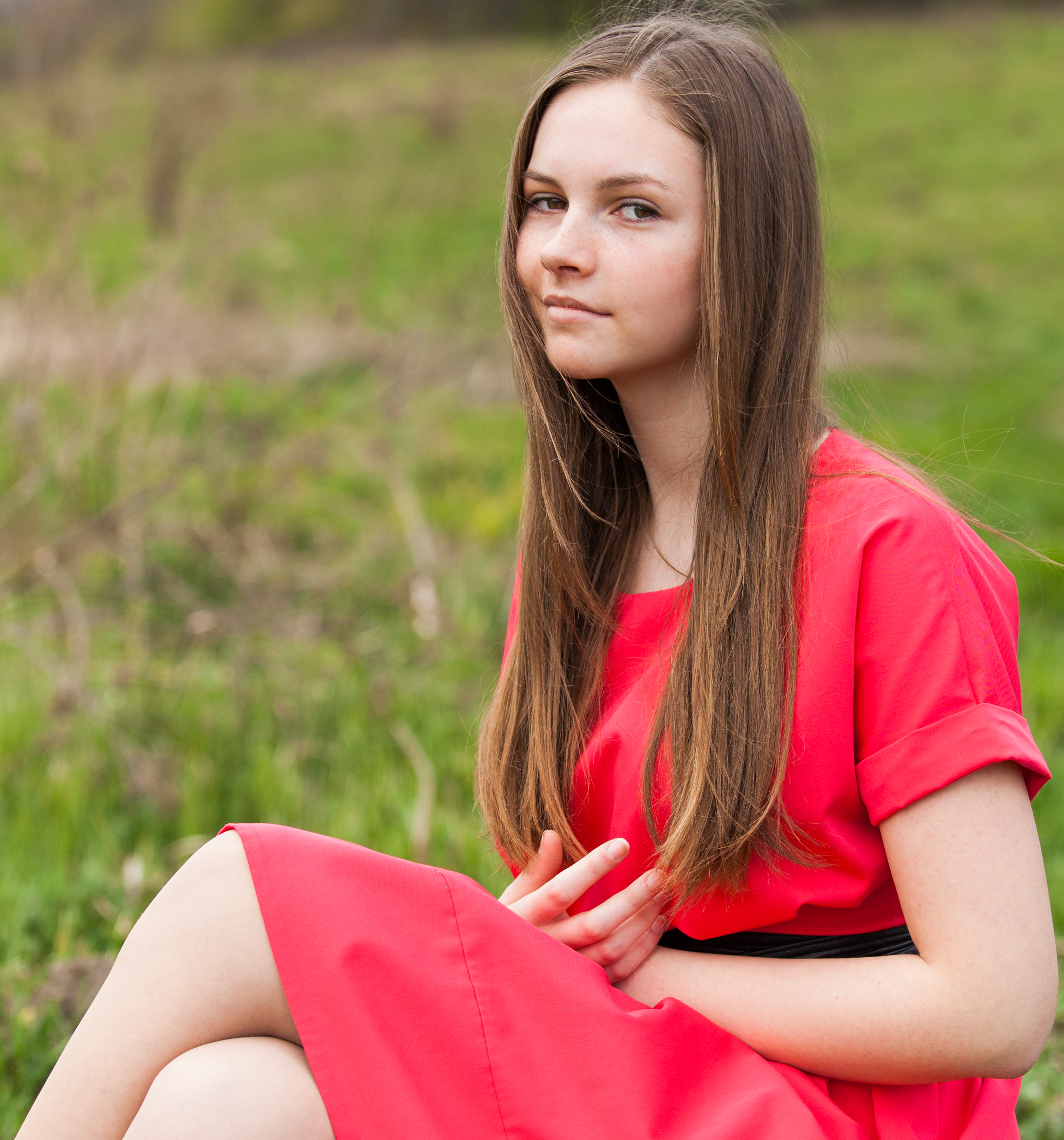 an appealing 13-year-old girl photographed in April 2015, picture 3