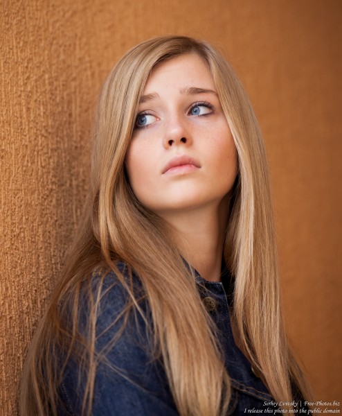 a 17-year-old natural blond girl with blue eyes photographed in October 2015 by Serhiy Lvivsky, picture 1