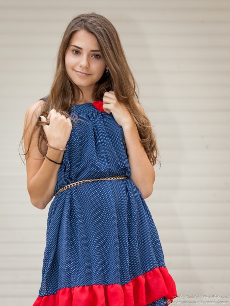 a 14-year-old brunette girl photographed in July 2015, picture 15
