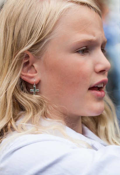 a pretty girl photographed in Uppsala, Sweden in June 2014, picture 11/34