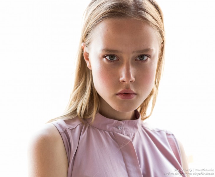Ania - an 18-year-old natural blonde girl photographed in June 2019 by Serhiy Lvivsky, picture 31