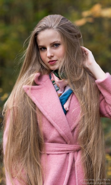 Diana  - an 18-year-old natural blonde girl photographed in October 2020 by Serhiy Lvivsky, picture 24