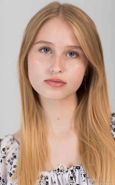 Joanna - a 15-year-old girl with natural big lips and natural blonde hair photographed in August 2023 by Serhiy Lvivsky, picture 7
