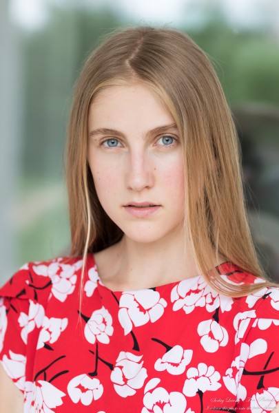 Katia - a 17-year-old natural blonde girl with blue eyes photographed in July 2020 by Serhiy Lvivsky, picture 4