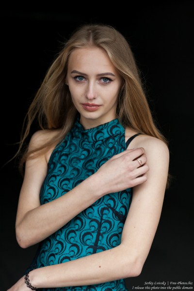 Lila - a 15-year-old natural blonde girl photographed in May 2017 by Serhiy Lvivsky, picture 18
