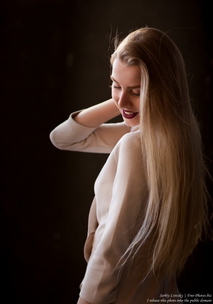 Lila - a 21-year-old natural blond girl photographed in May 2017 by Serhiy Lvivsky, picture 5