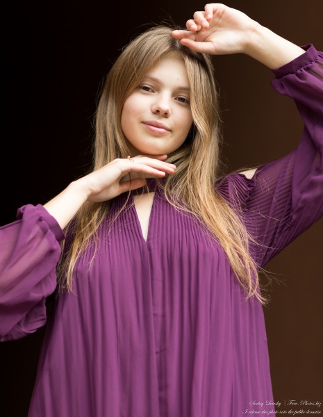 Ustyna - a 17-year-old natural fair-haired girl photographed in September 2021 by Serhiy Lvivsky, picture 8