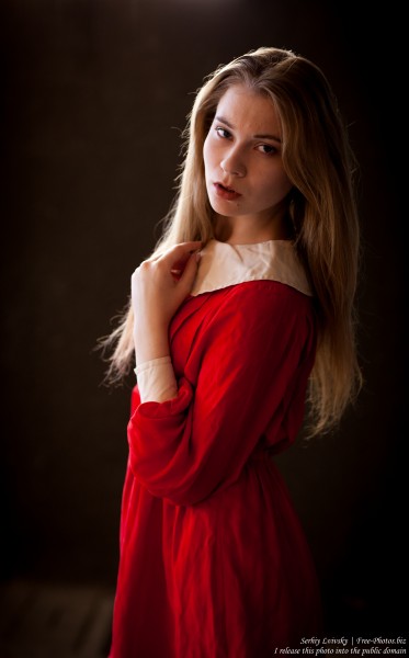 Vladyslava - an 18-year-old natural blonde girl photographed by Serhiy Lvivsky in June 2017, picture 5