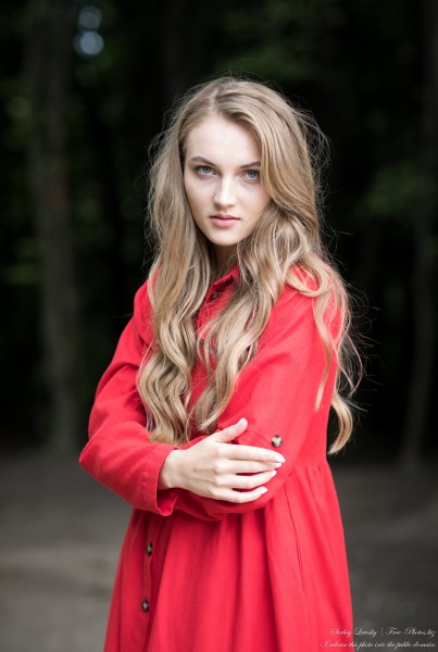 Yaryna - a 22-year-old natural blonde Catholic girl photographed by Serhiy Lvivsky in July 2020, picture 18